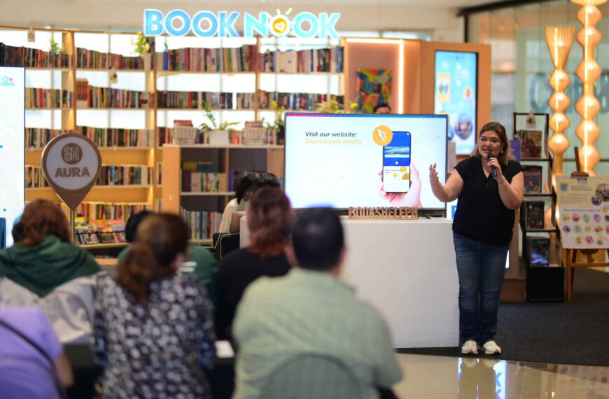 Bookshelf PH co-founder Monette Quiogue speaks during the launch of online magazine Blankscape, a curated gallery for writers and artists