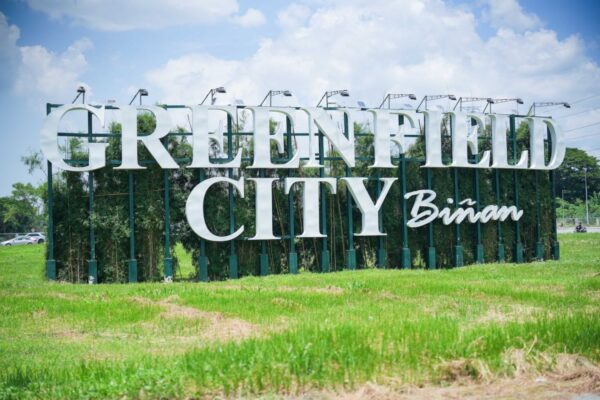 Greenfield marks 65 years with new park-lined gateway road in Biñan
