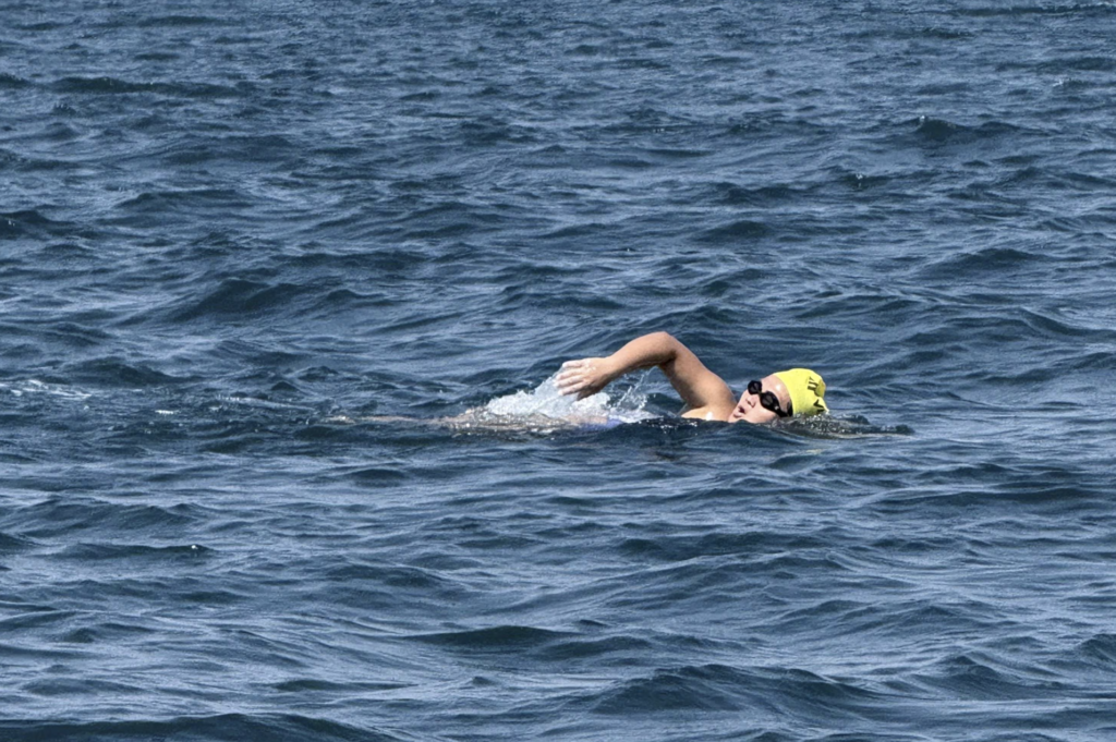 Beyond the Waves: How Alizon Ruiz Became the Filipina Aquawoman of Endurance