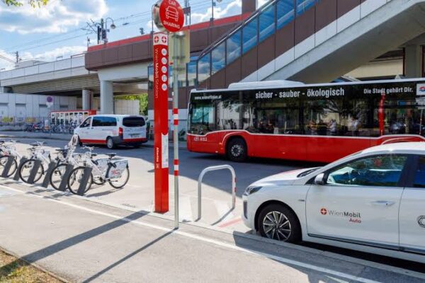Beyond traffic gridlocks: How integrated mobility platforms can reframe the way we move
